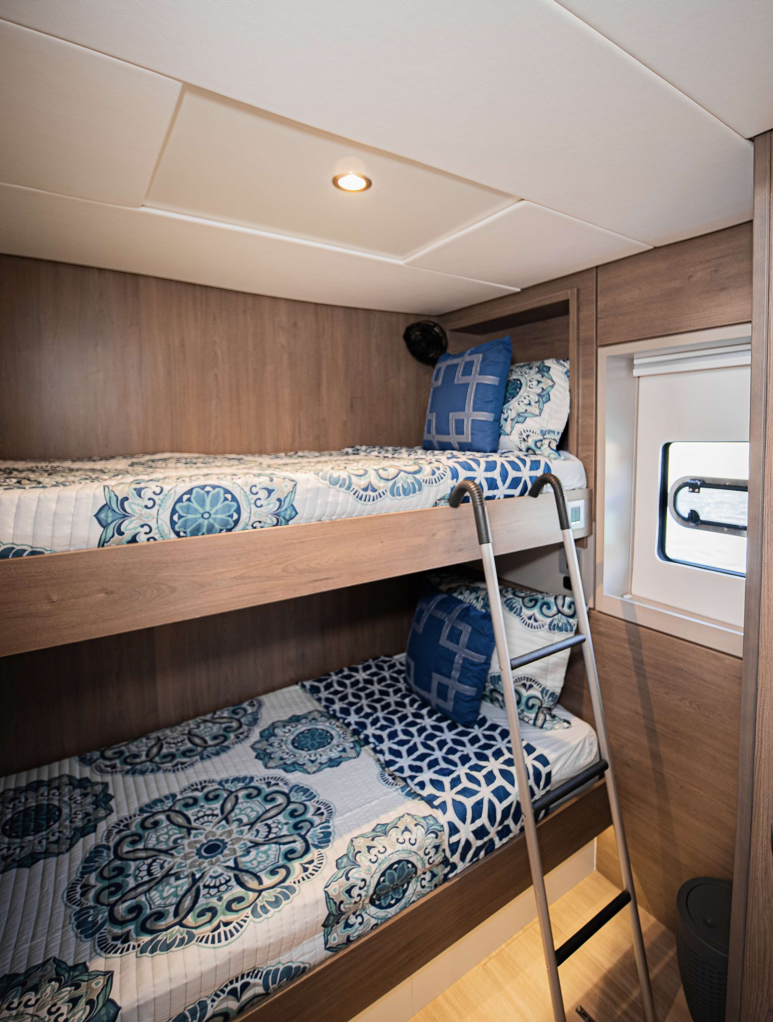 Bunk cabin aboard Bavarian Bliss